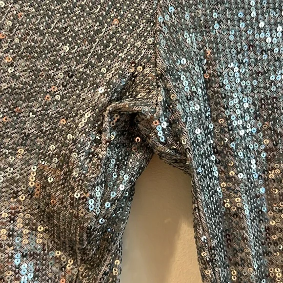 Sequined silver pants size USA size 4 - Picture 6 of 6
